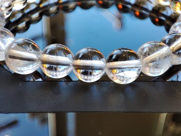 Bracelet cristal de roche aide à développer la clairvoyance