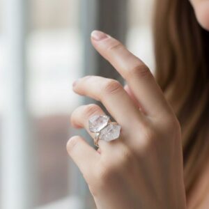 bague réglable cristal de roche